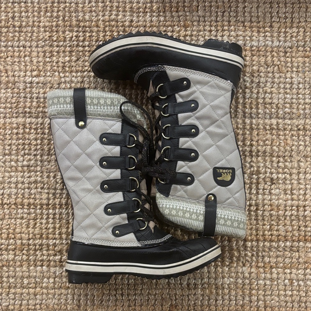 Sorel Black and Gray Joan of Arc Winter Boots